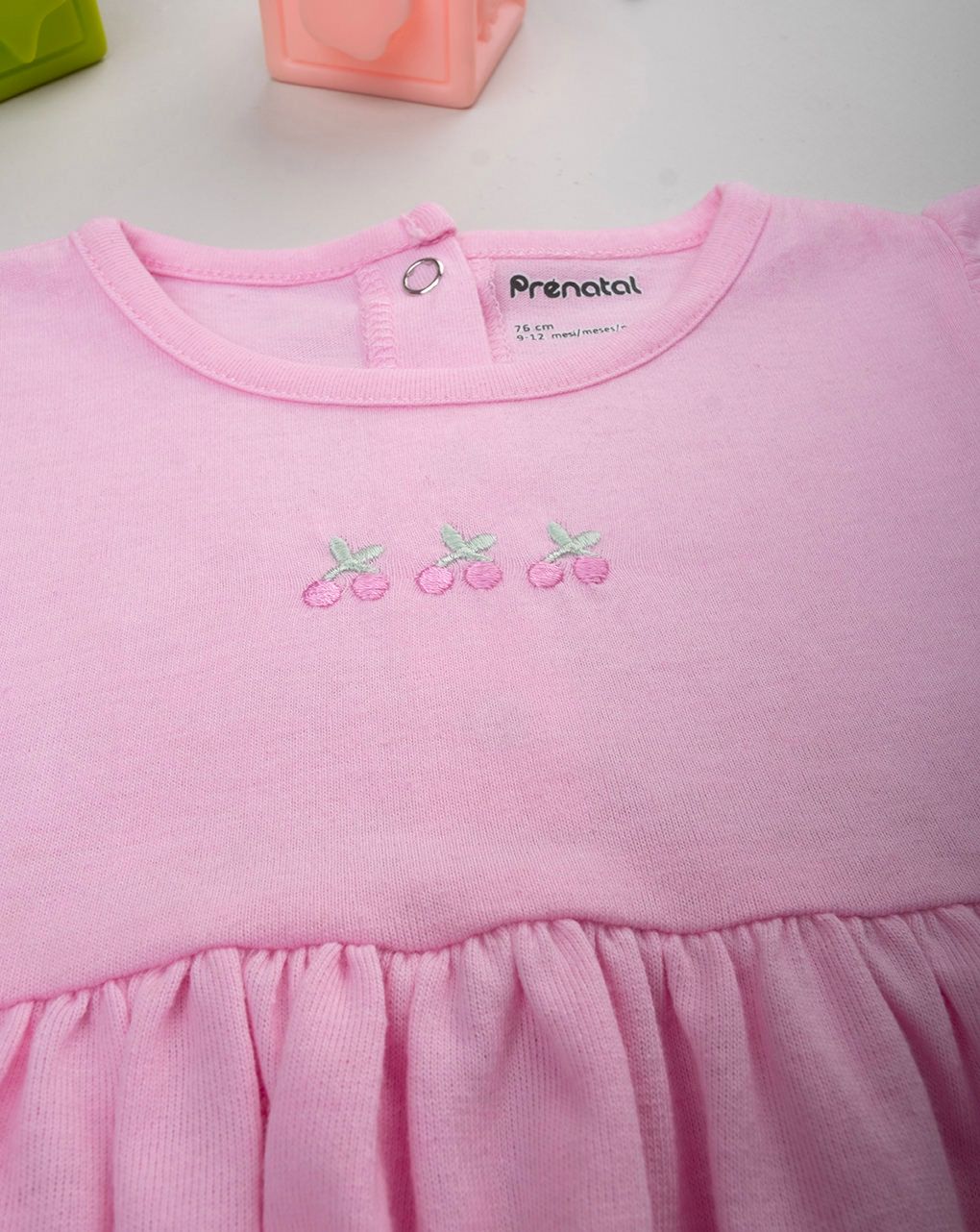 Abito bimba rosa con ricamo
