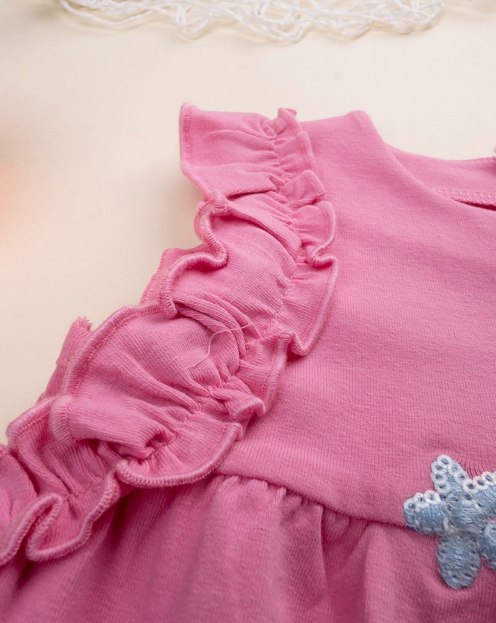 Completo bimba rosa con fiori