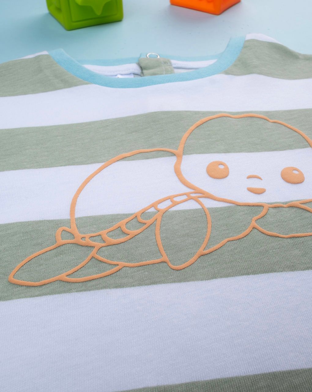 T-shirt bimbo bianco/verde tartaruga