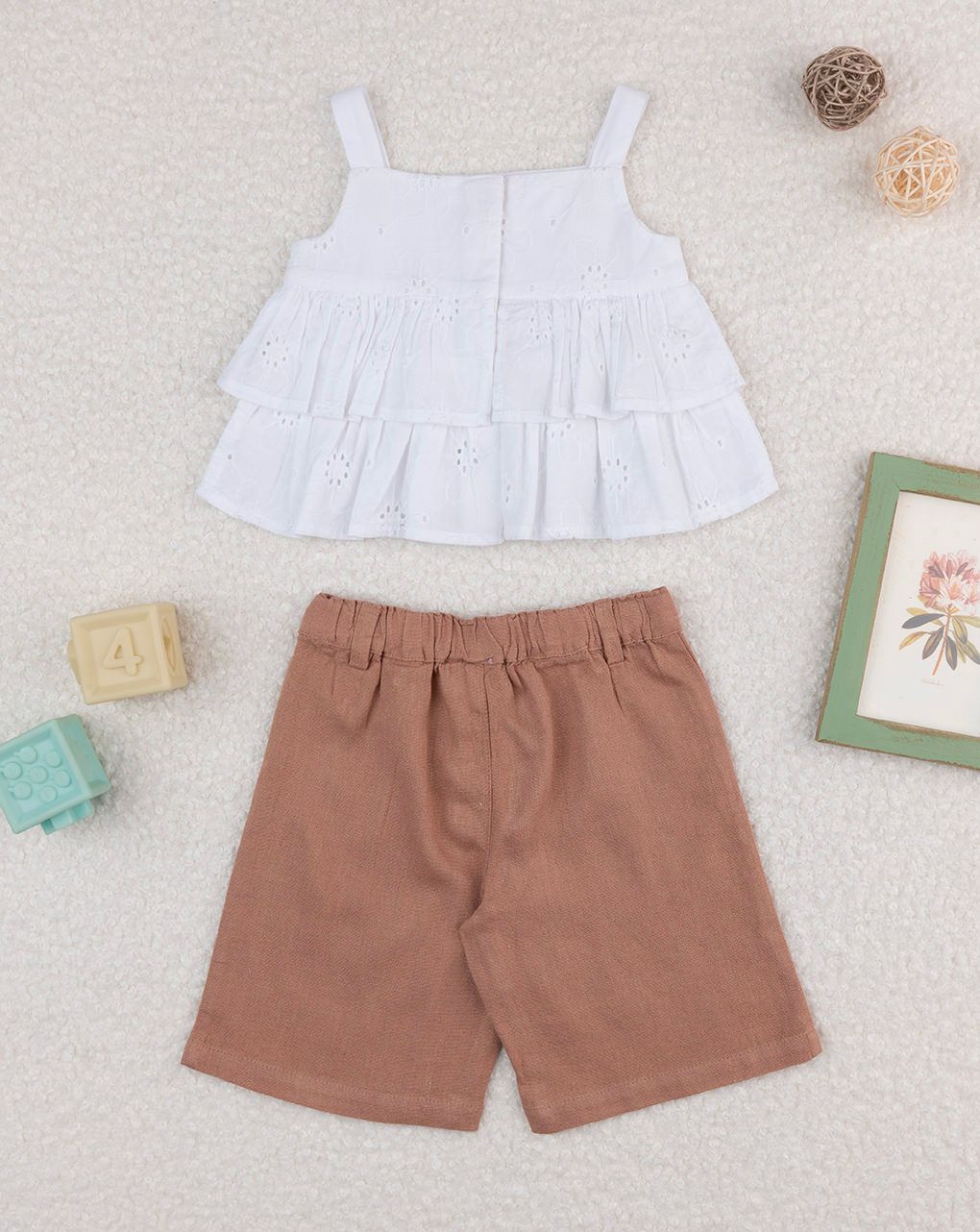 Completo bimba marrone/bianco sangallo e lino