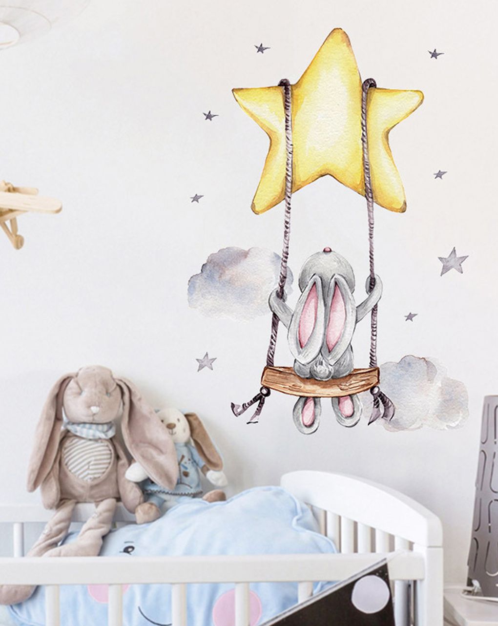 Adesivo decorativo da parete - coniglio sull'altalena - autoadesivo - sipo