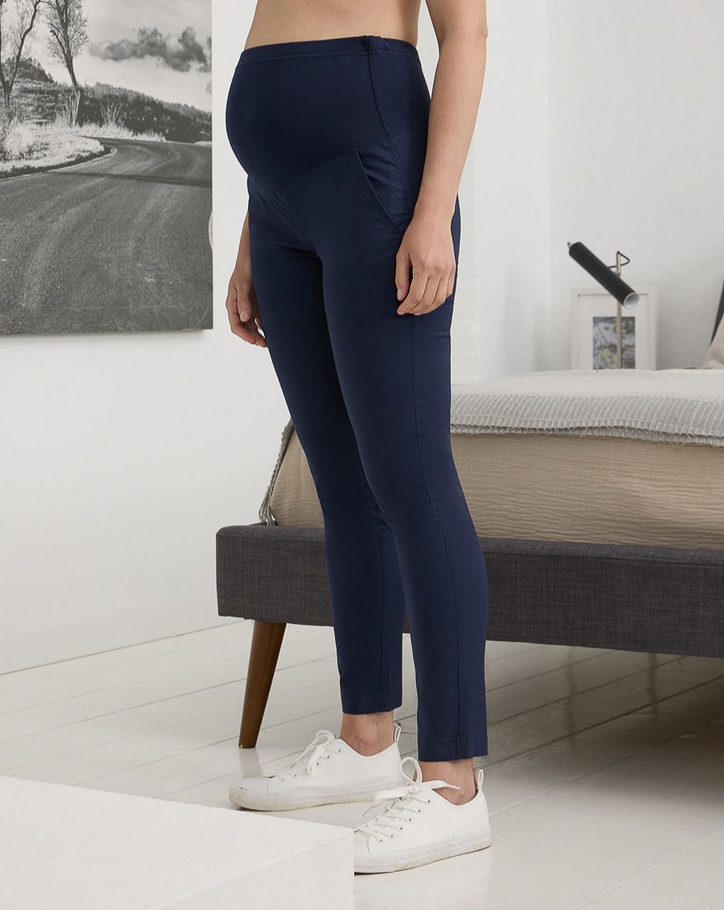 Pantalone premaman blu con fascia alta in vita