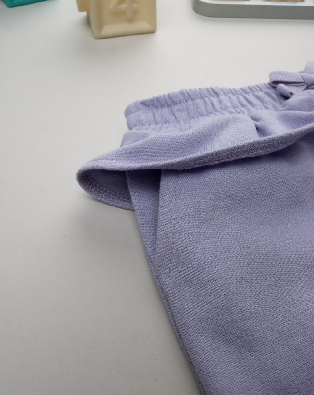 Shorts lilla bambina con rouches