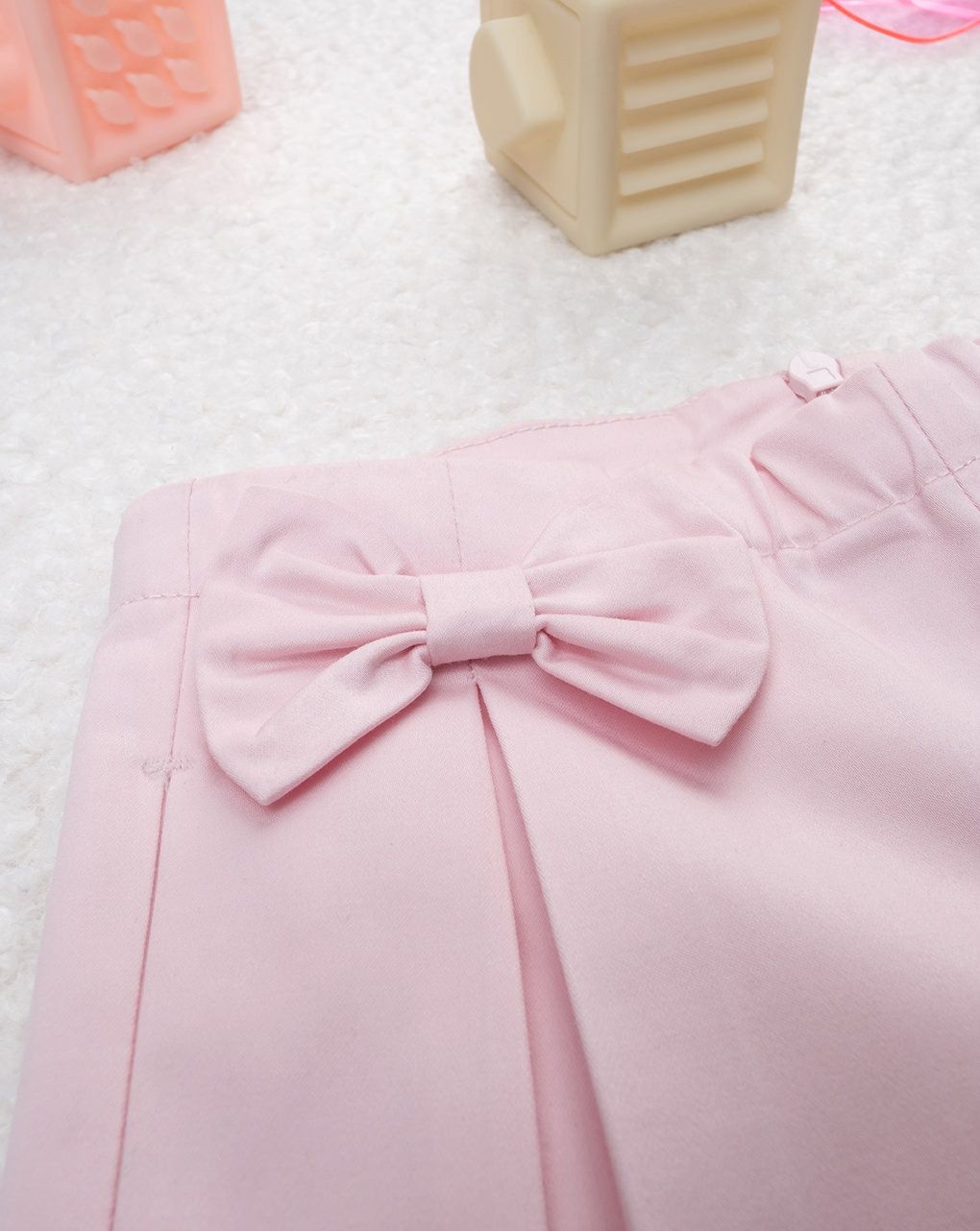 Shorts bimba rosa con fiocchi