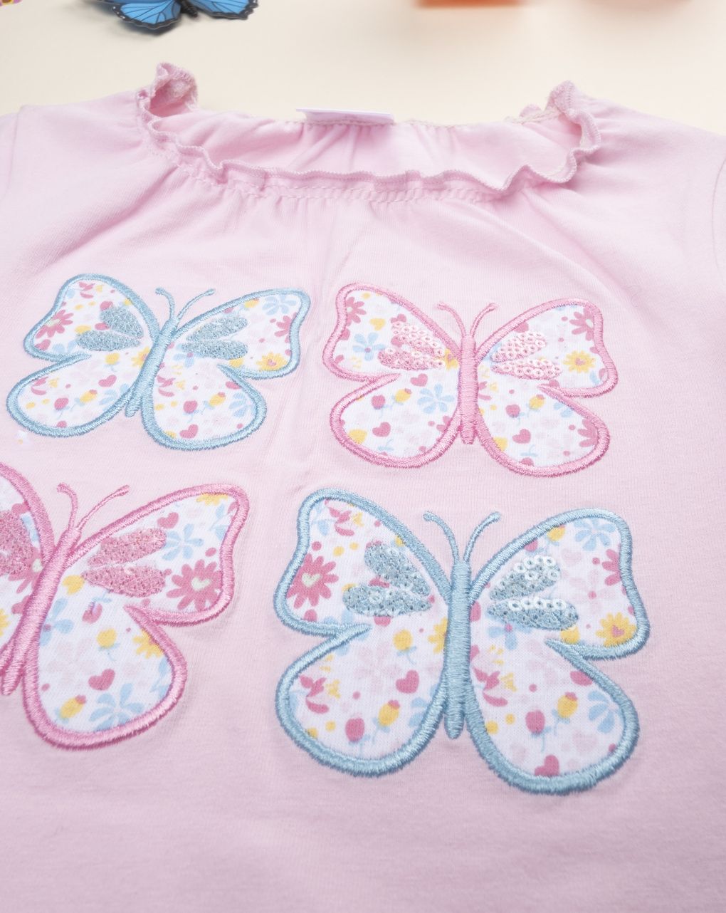 T-shirt bimba rosa farfalle