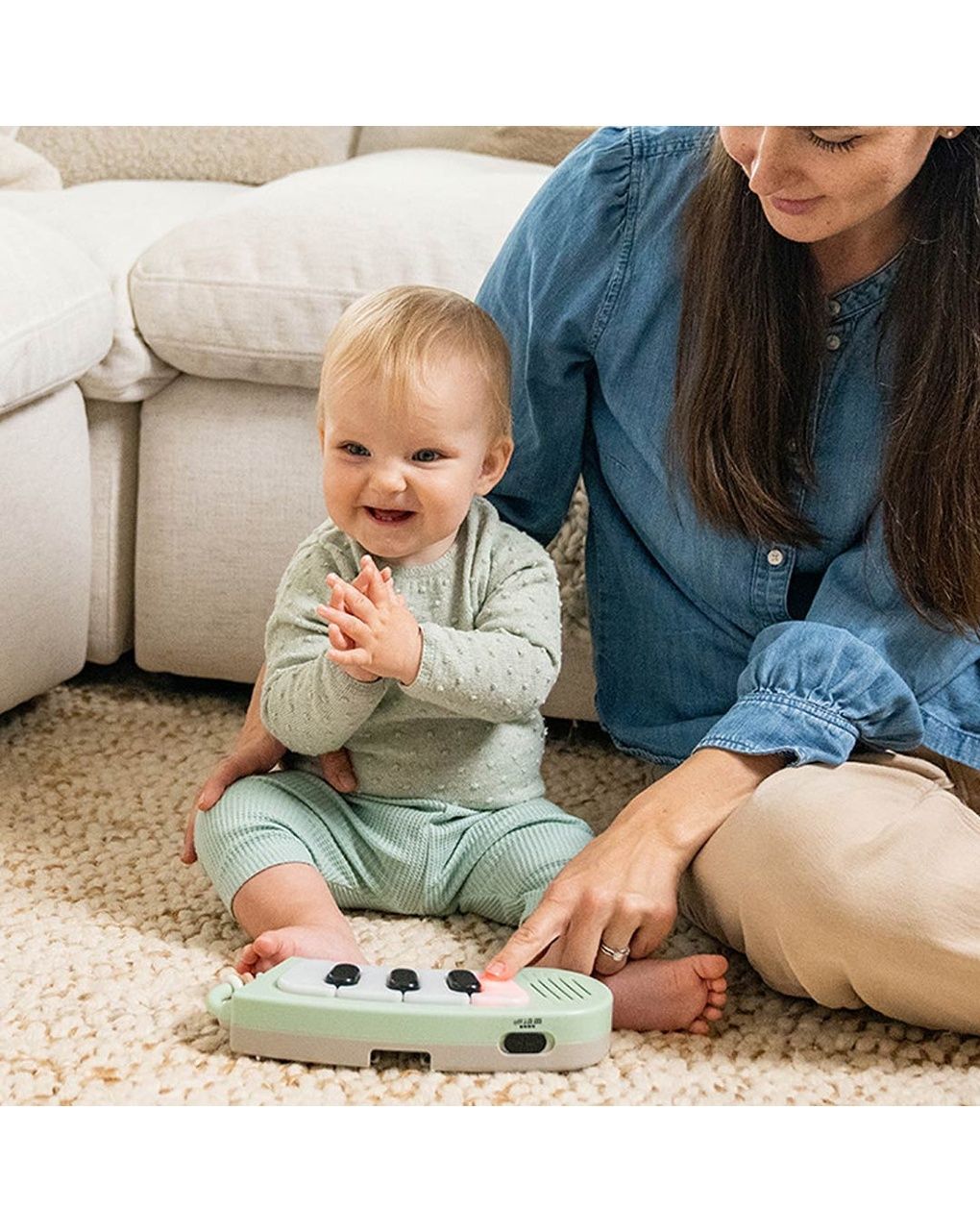 Tavolino centro attività black e white - tiny love