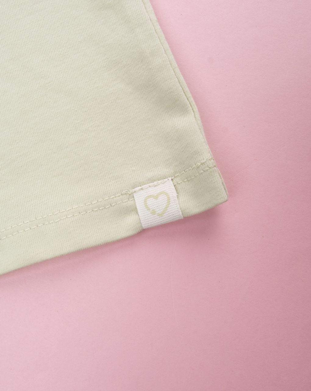 T-shirt bimba verde chiaro con stampa