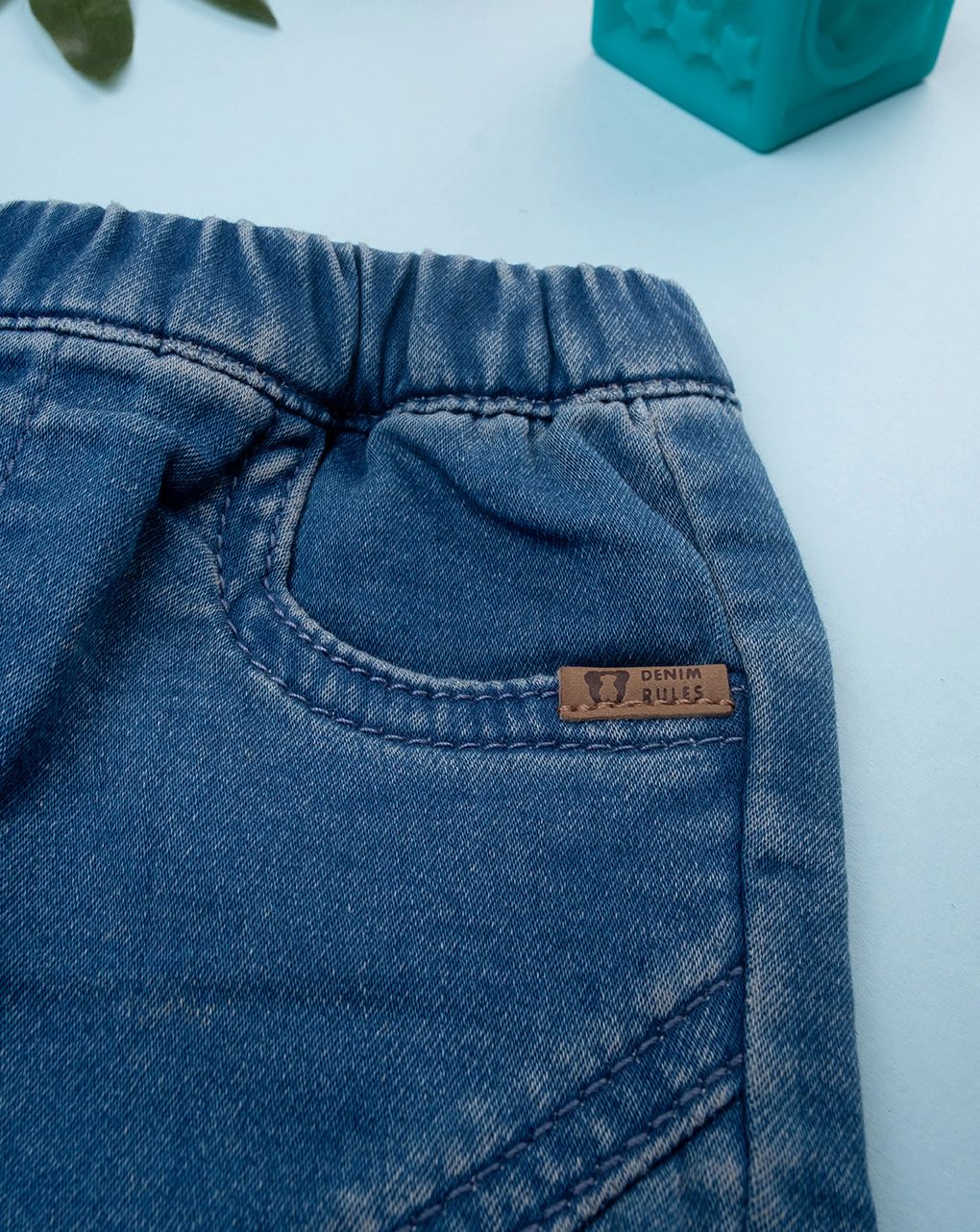 Shorts bimbo blu denim con tasche