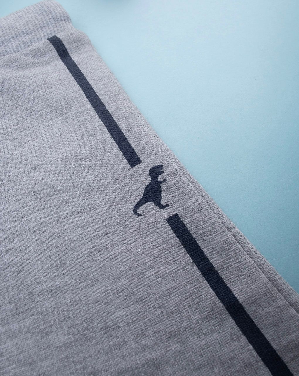 Shorts bimbo grigio banda blu