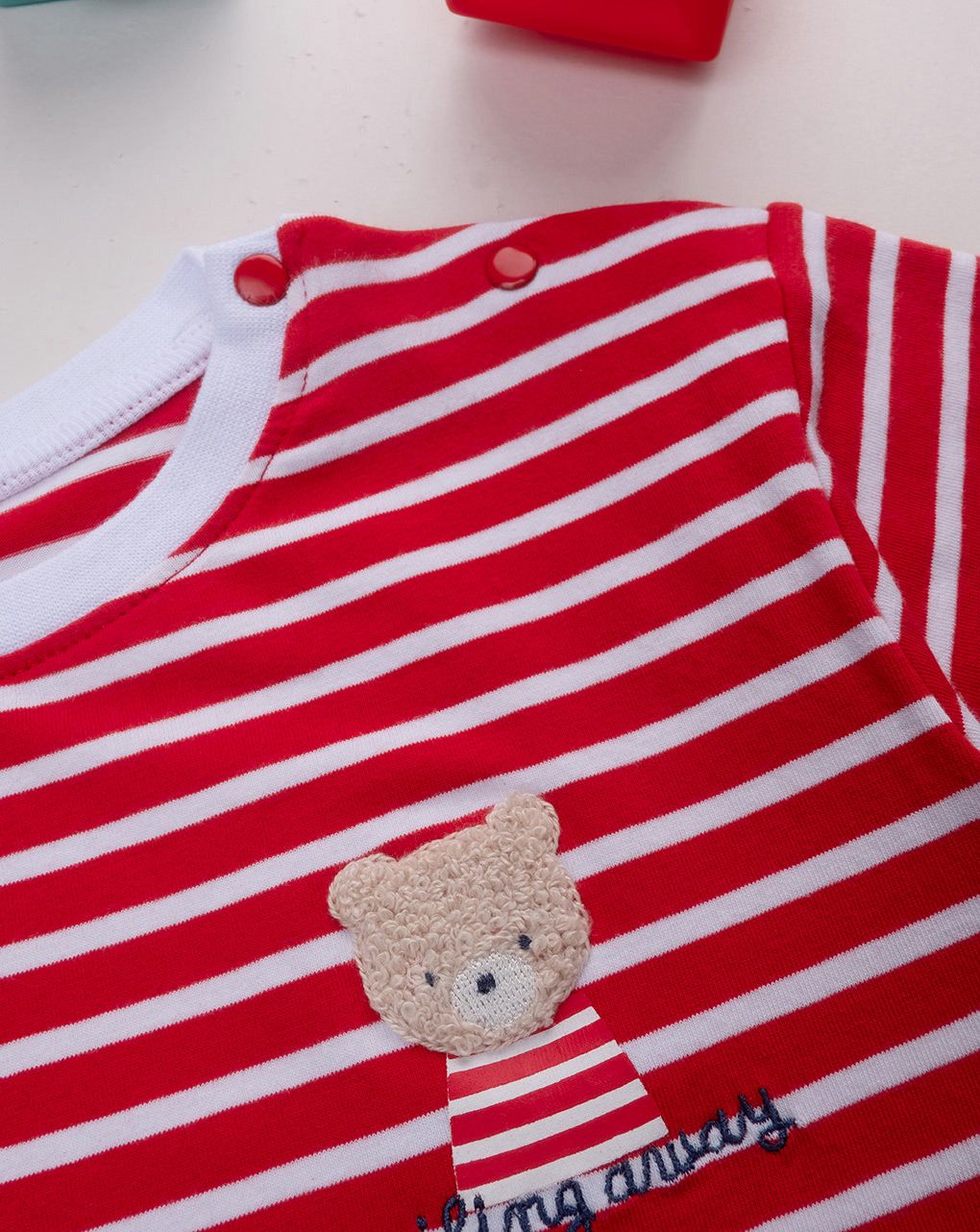 T-shirt bimbo rigata rossa