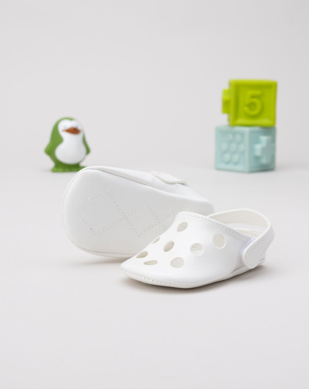 Sabot bianchi neonato