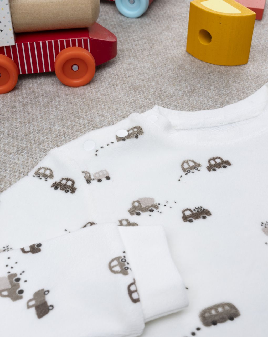 Pigiama bimbo beige auto allover