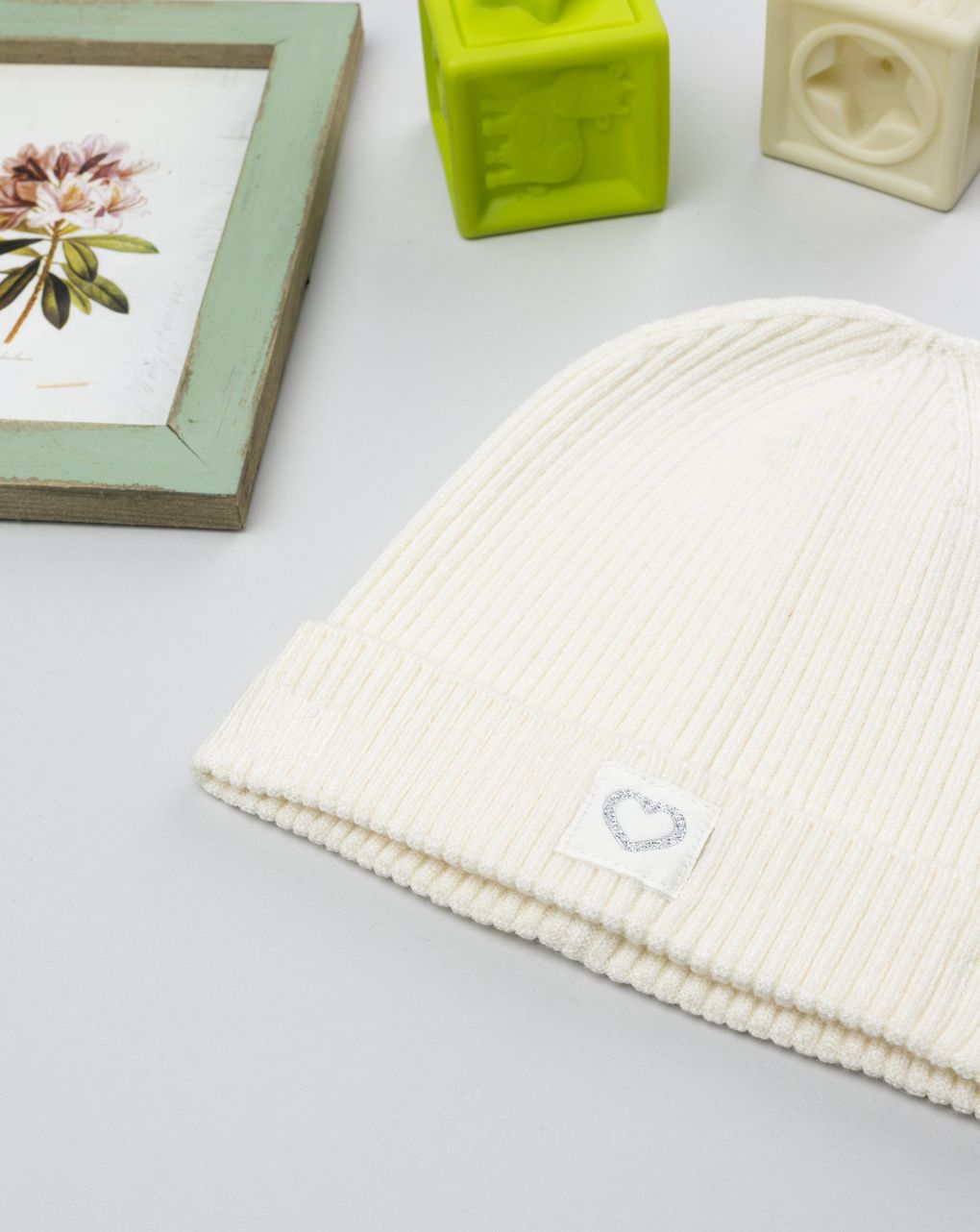 Berretto bimba bianco costina cuore