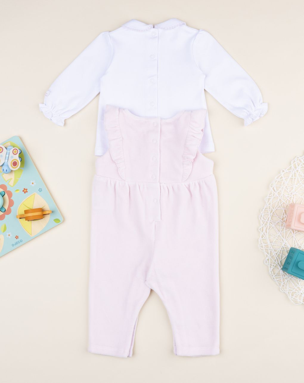 Completo bimba salopette e maglietta con ricamo