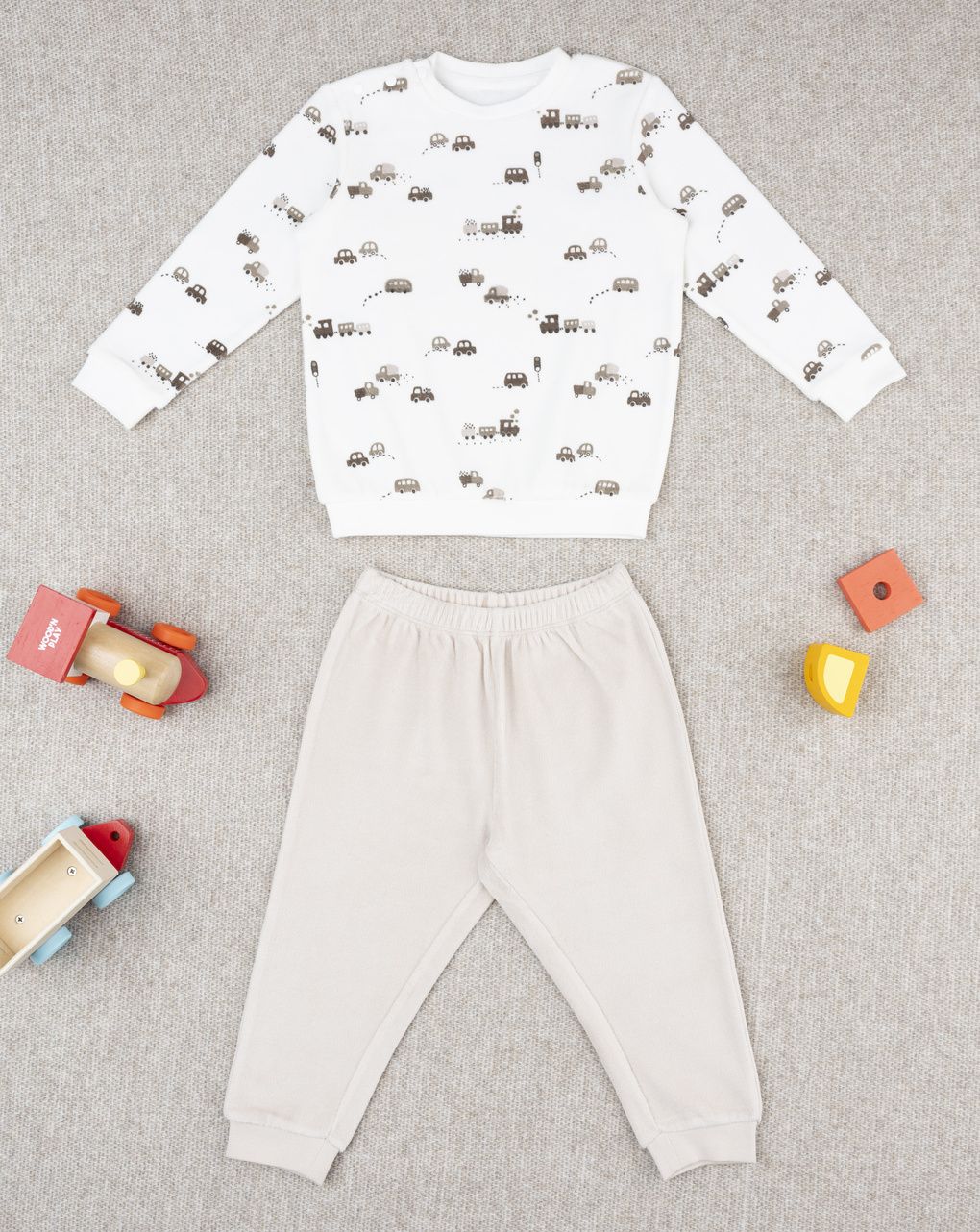 Pigiama bimbo beige auto allover