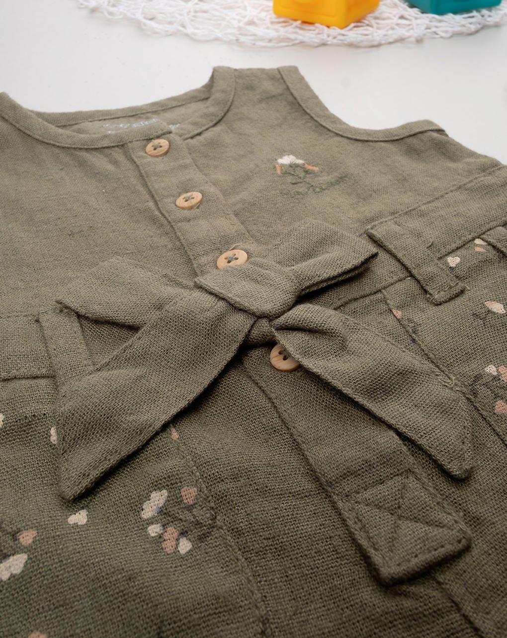 Pagliaccetto neonata verde misto lino