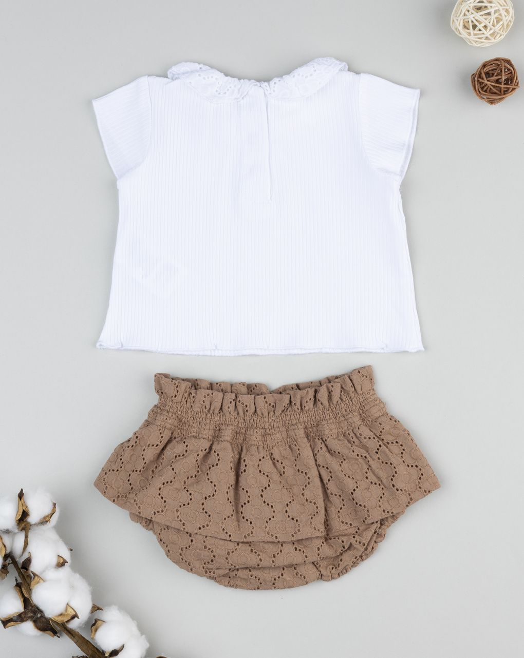 Completo estivo bimba t-shirt e shorts