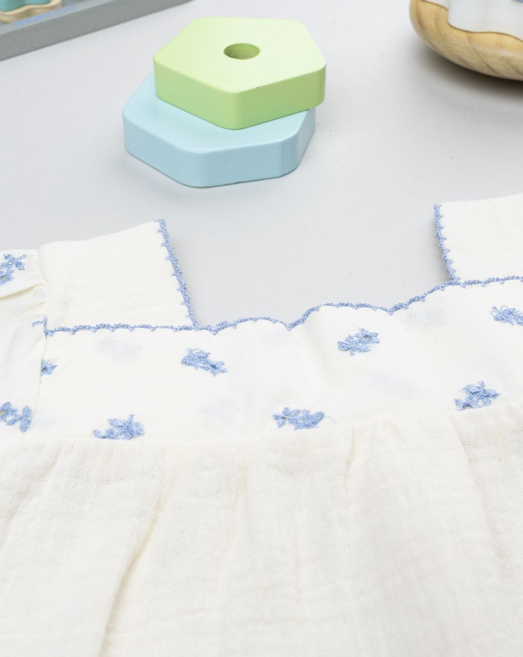 Blusa premium panna con ricami