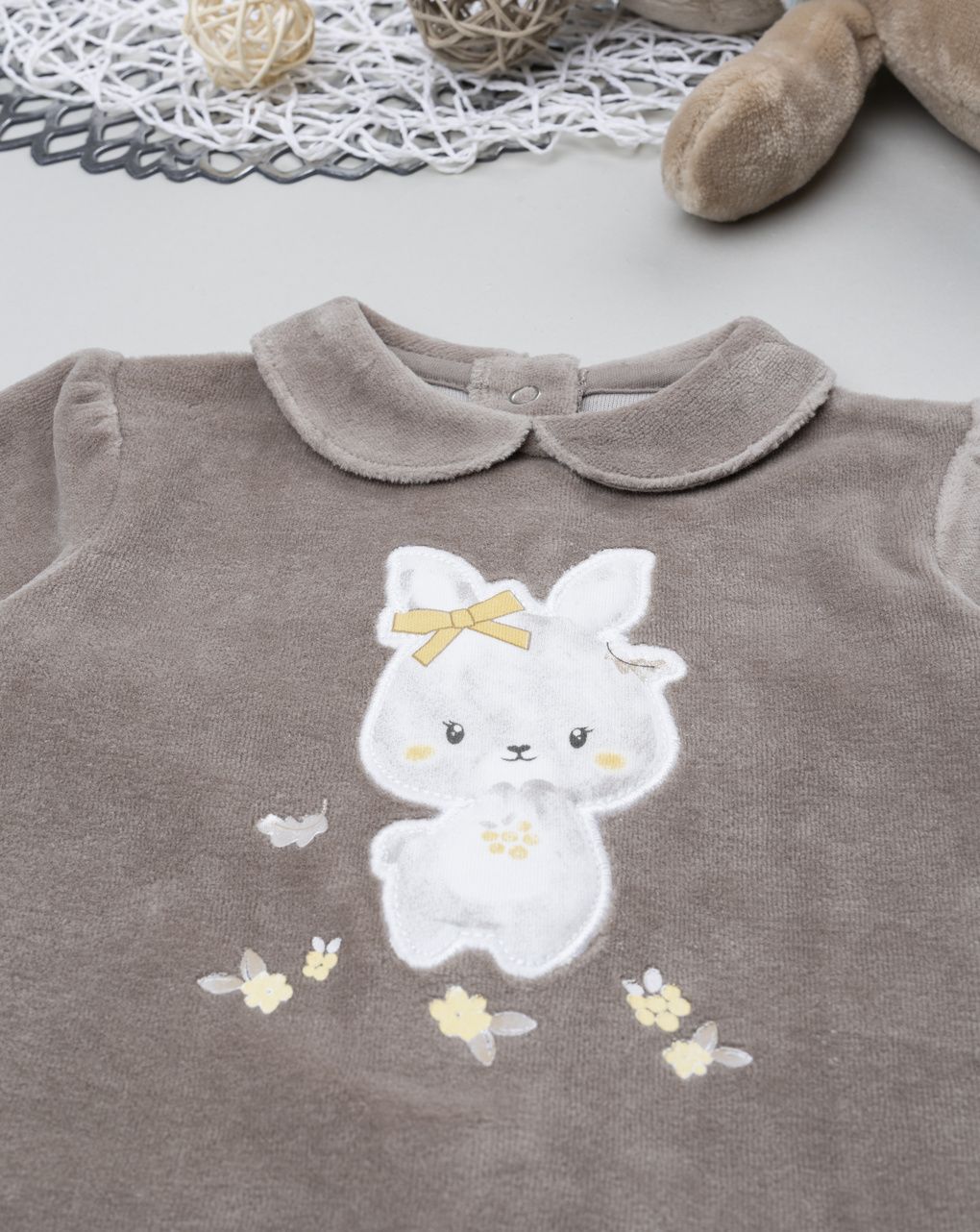 Tutina bimba marrone fiorellini allover