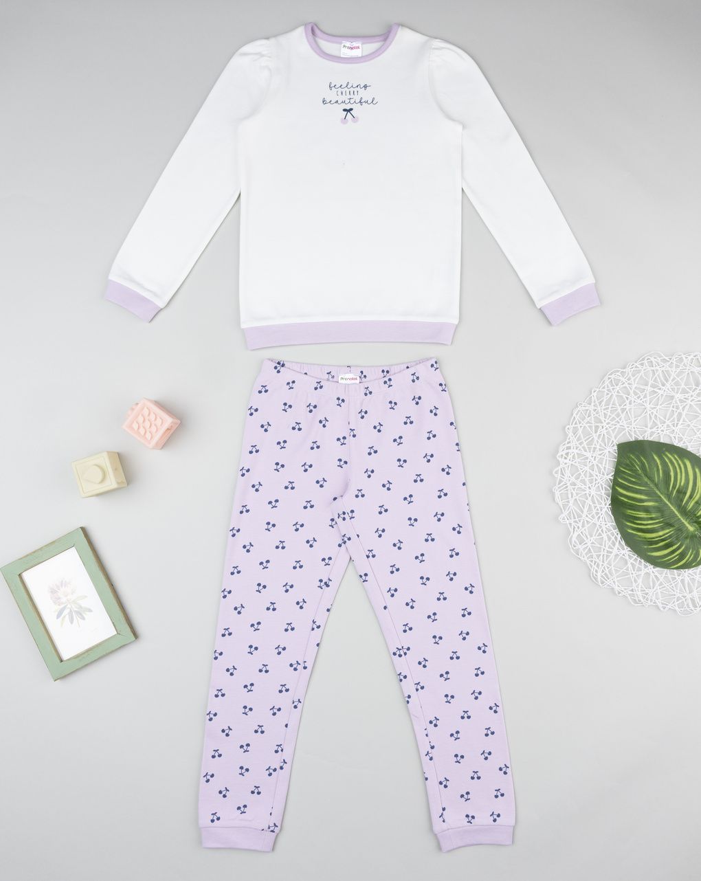Pigiama bimba bianco/viola ciliegie viola