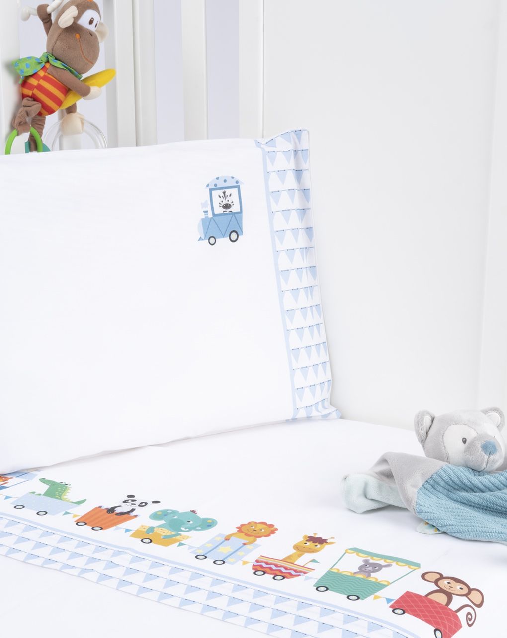 Completo lettino 3 pz unisex "trenini"