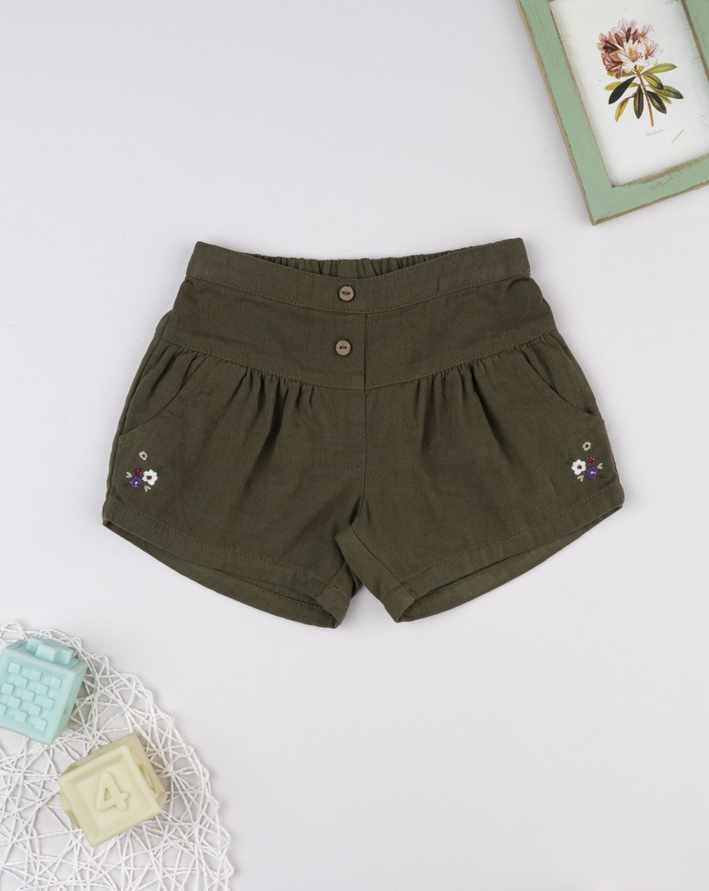 Shorts bimba verde ricamo floreale