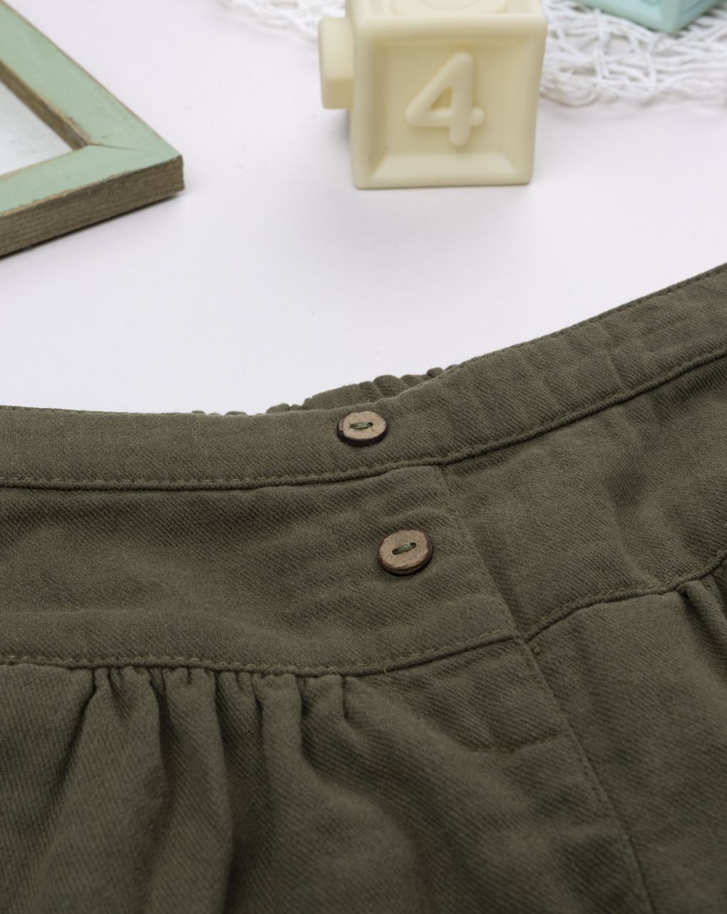 Shorts bimba verde ricamo floreale