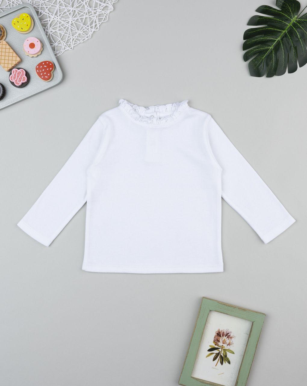 T-shirt bimba bianca collo lavorato