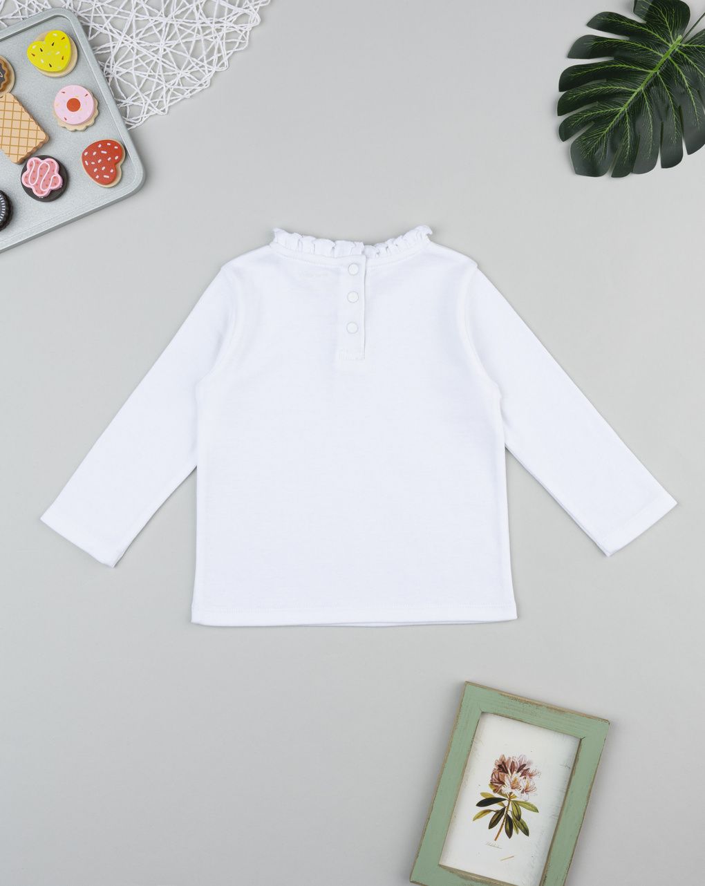T-shirt bimba bianca collo lavorato