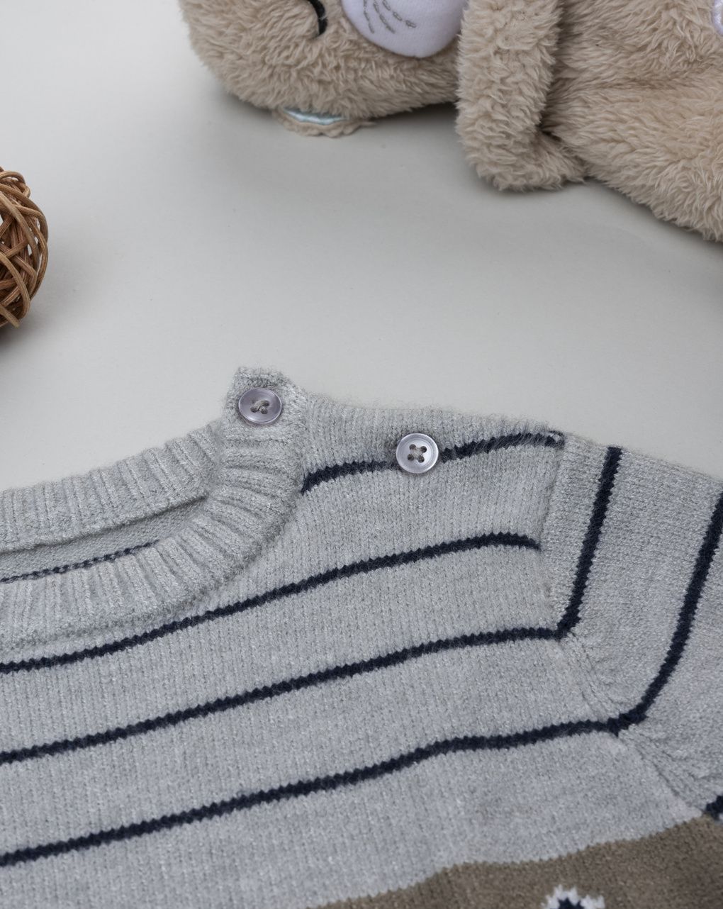 Maglia tricot bimbo grigio/marrone ricami
