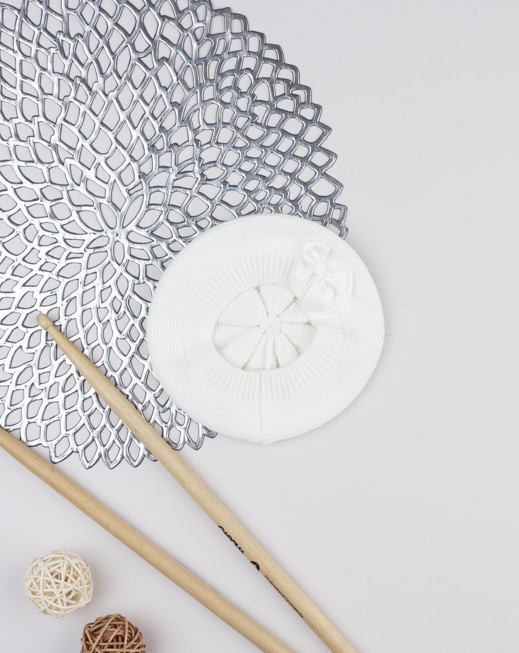 Cappello bianco bimba tricot