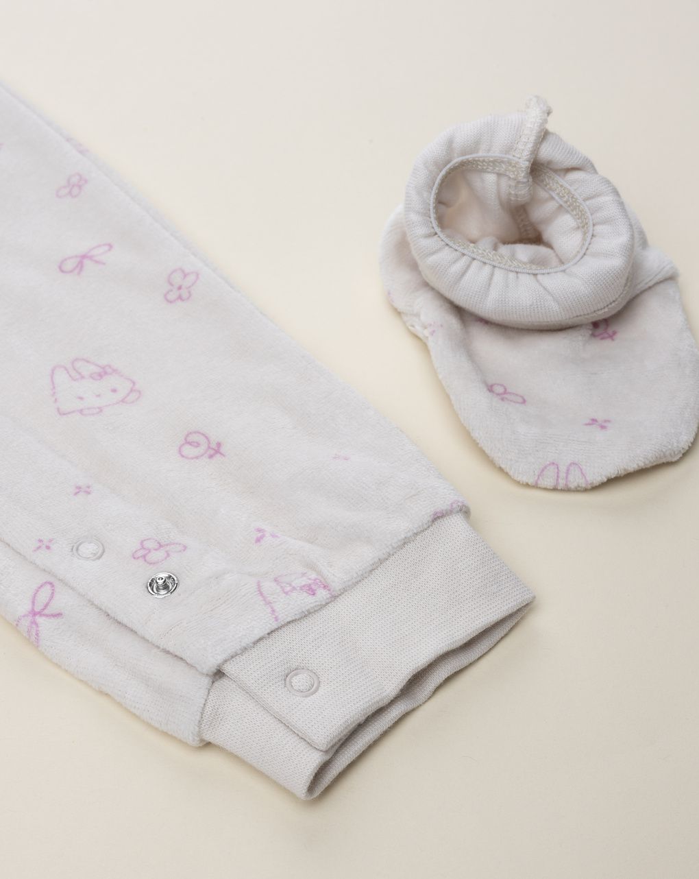 Pigiamone bimba conigli