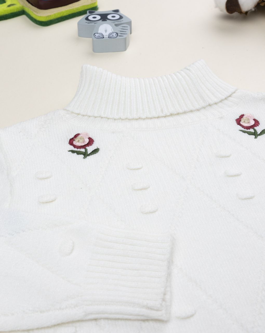 Dolcevita bimba ricamato bianco