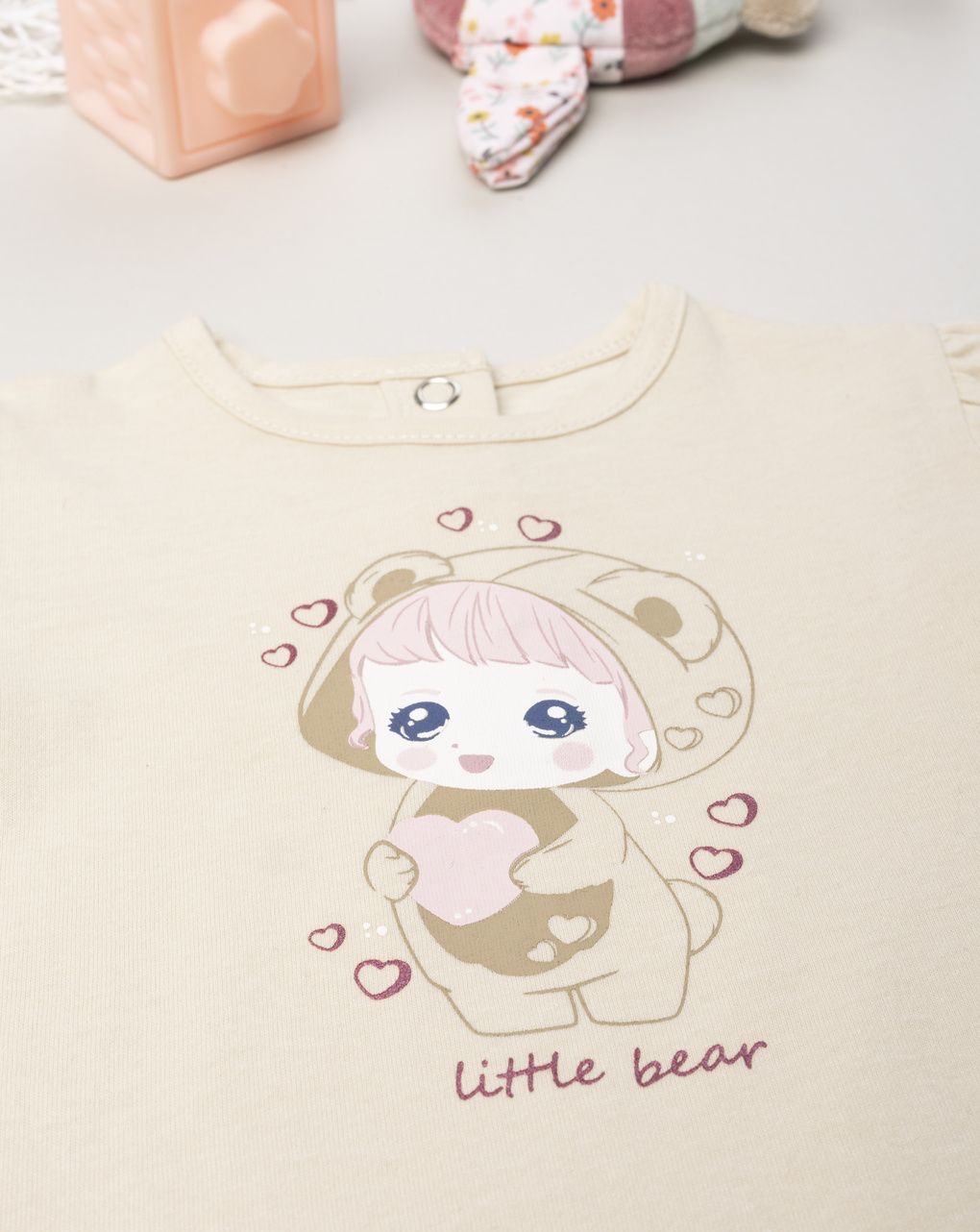 T-shirt bimba beige stampata