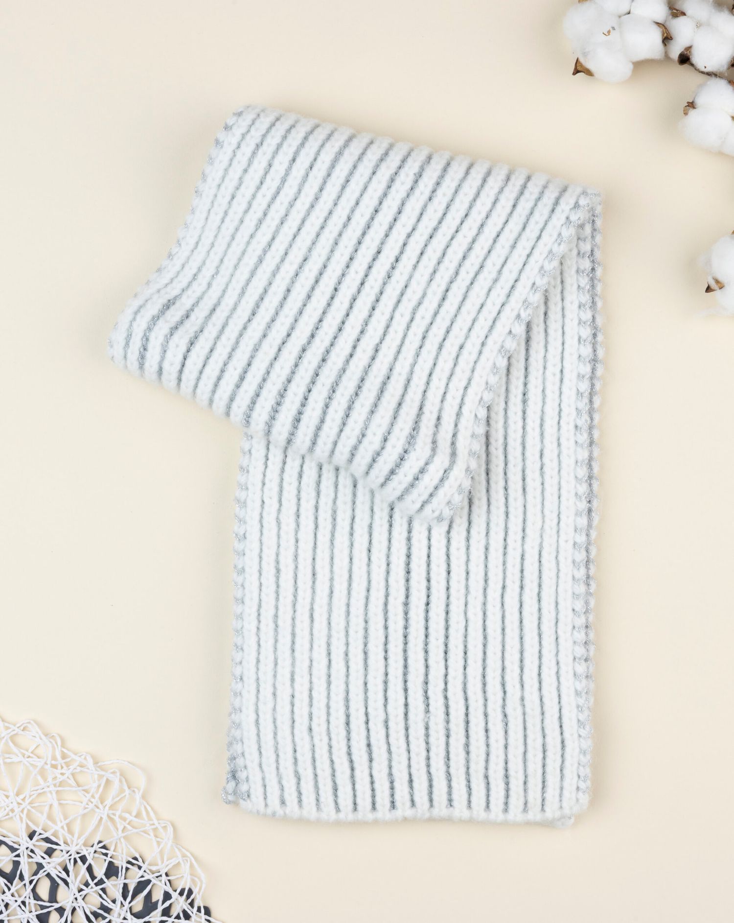Sciarpa bimba grigia con lurex