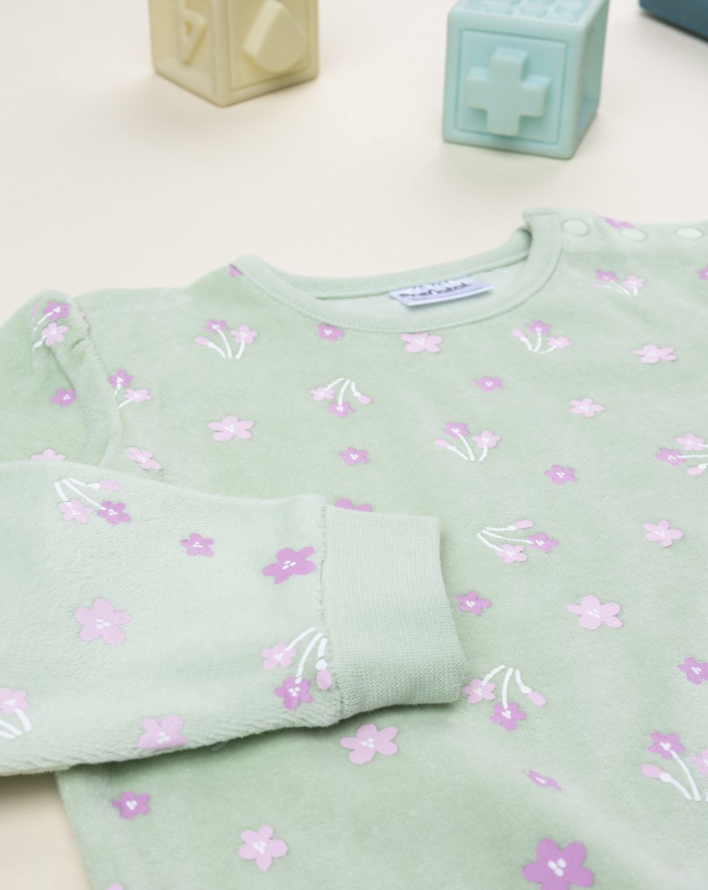 Pigiama bimba verde fiorellini