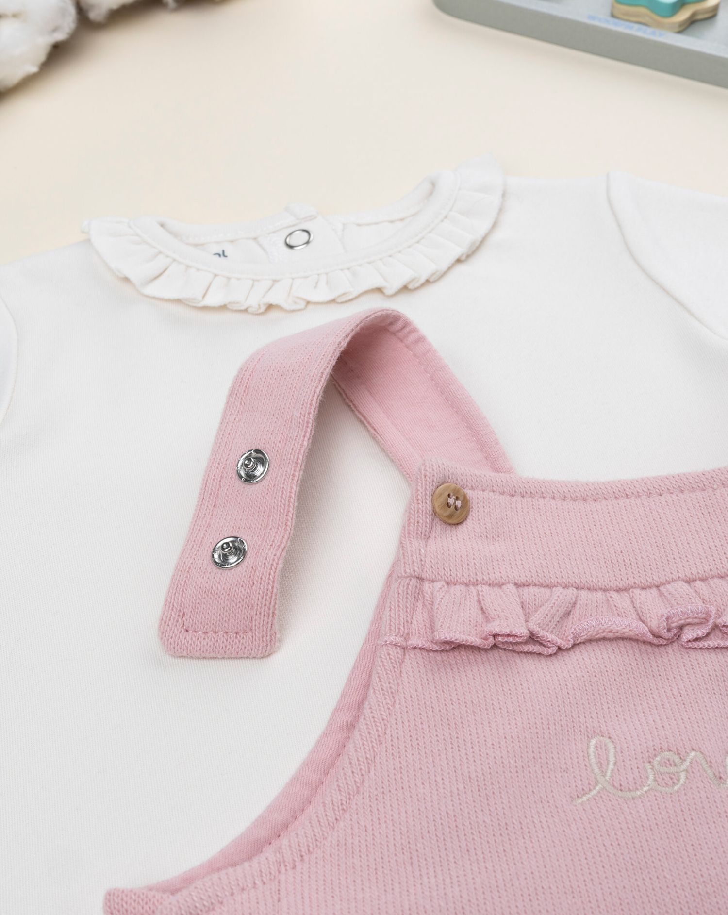 Completo bimba salopette rosa