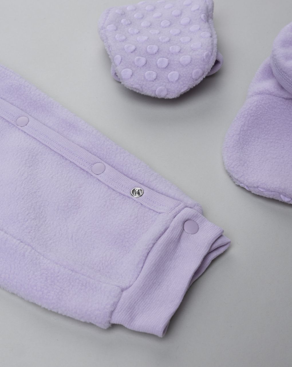 Pigiamone bimba lilla con stampa