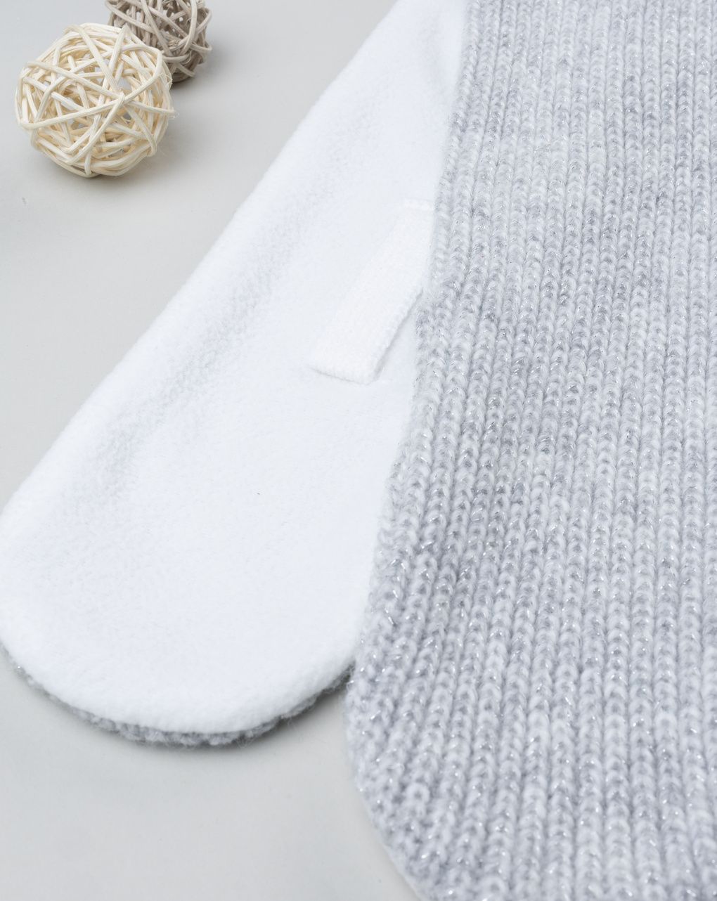 Sciarpa bimbo grigia/bianca