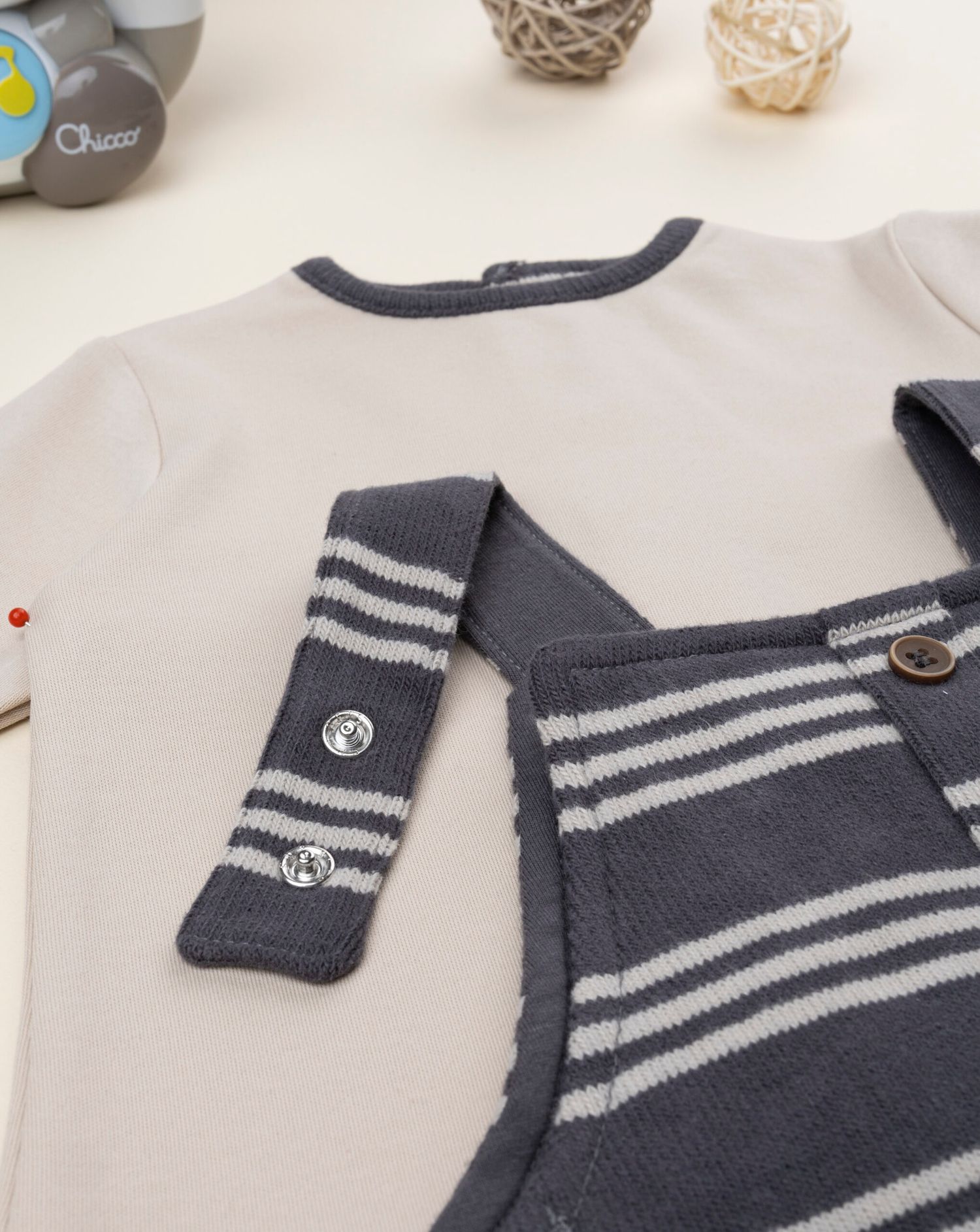 Completo bimbo salopette grigio/marrone