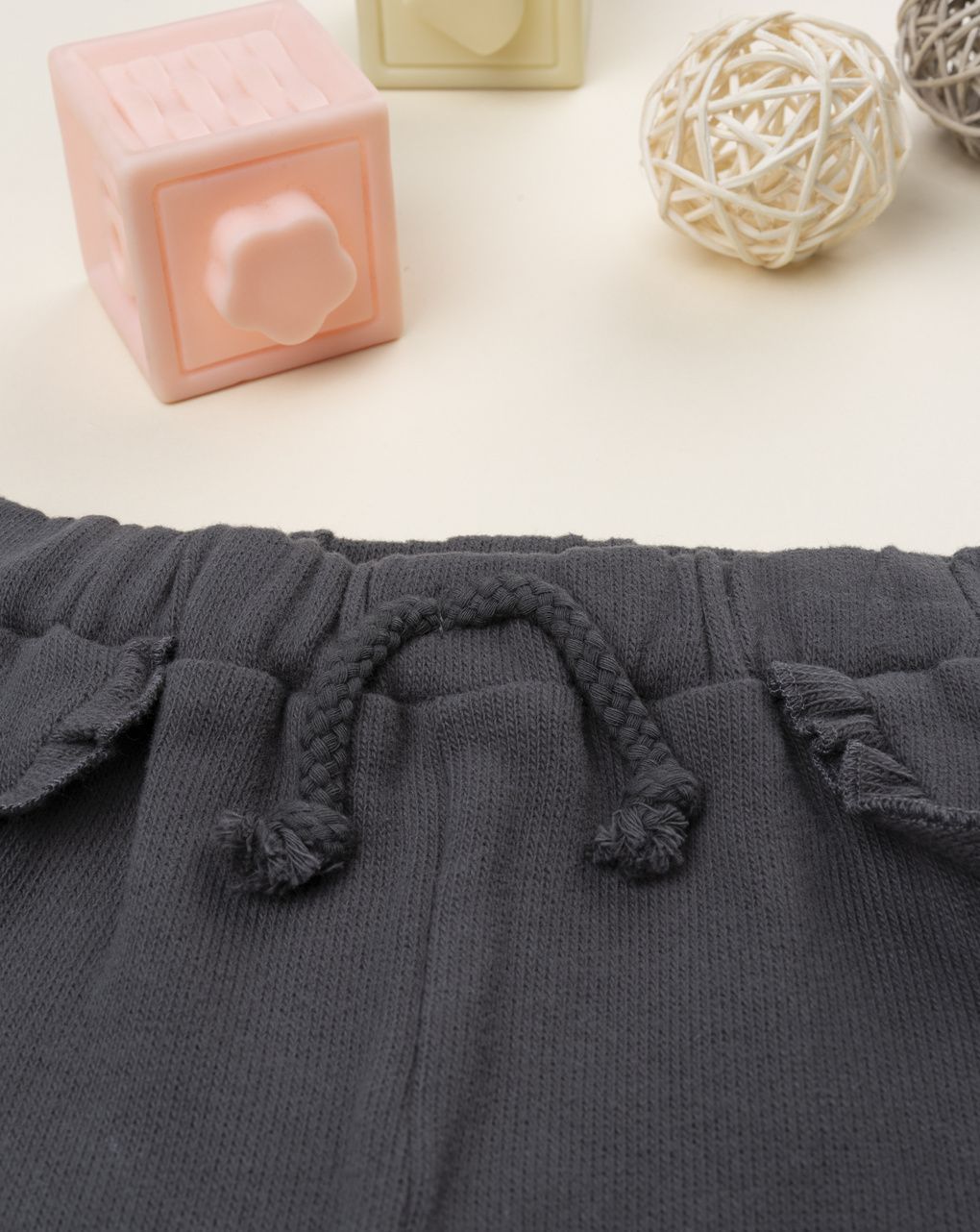 Pantalone bimba grigio maglina tagliata
