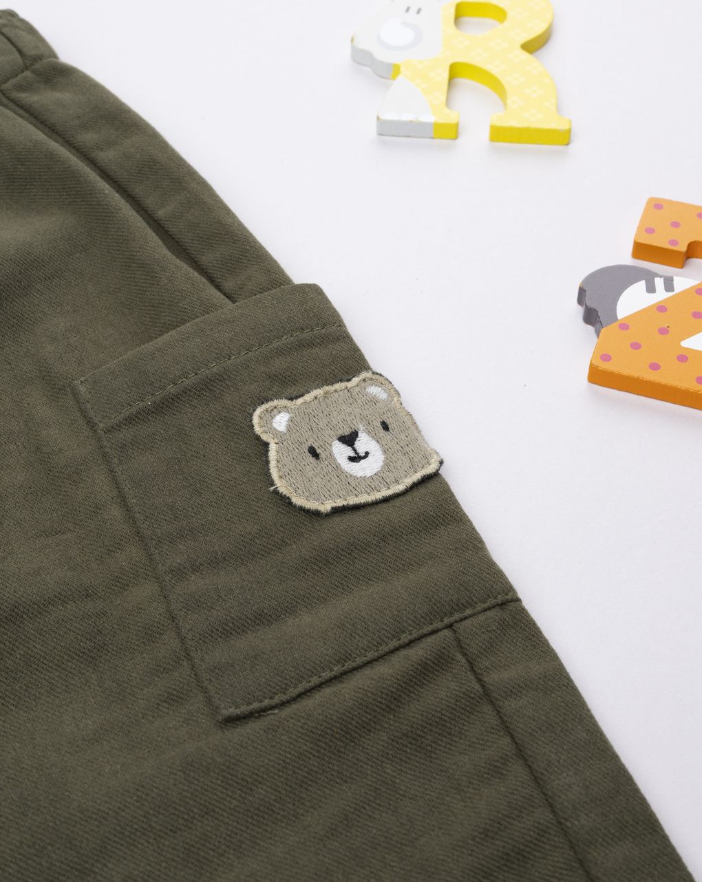 Pantalone bimbo verde patch orso