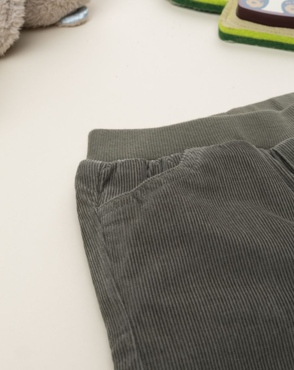 Pantaloni bimbo velluto verde