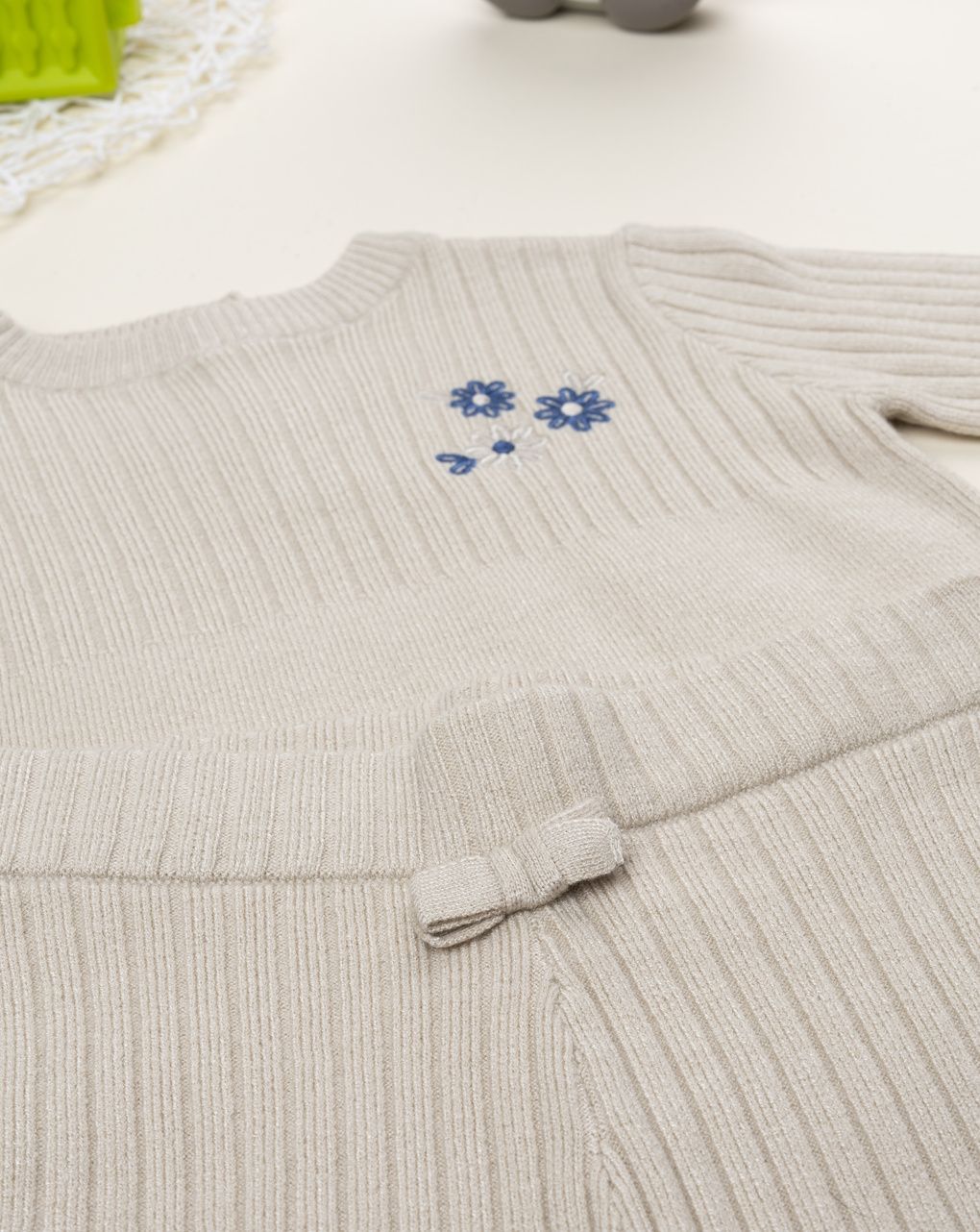 Completo tricot bimba beige