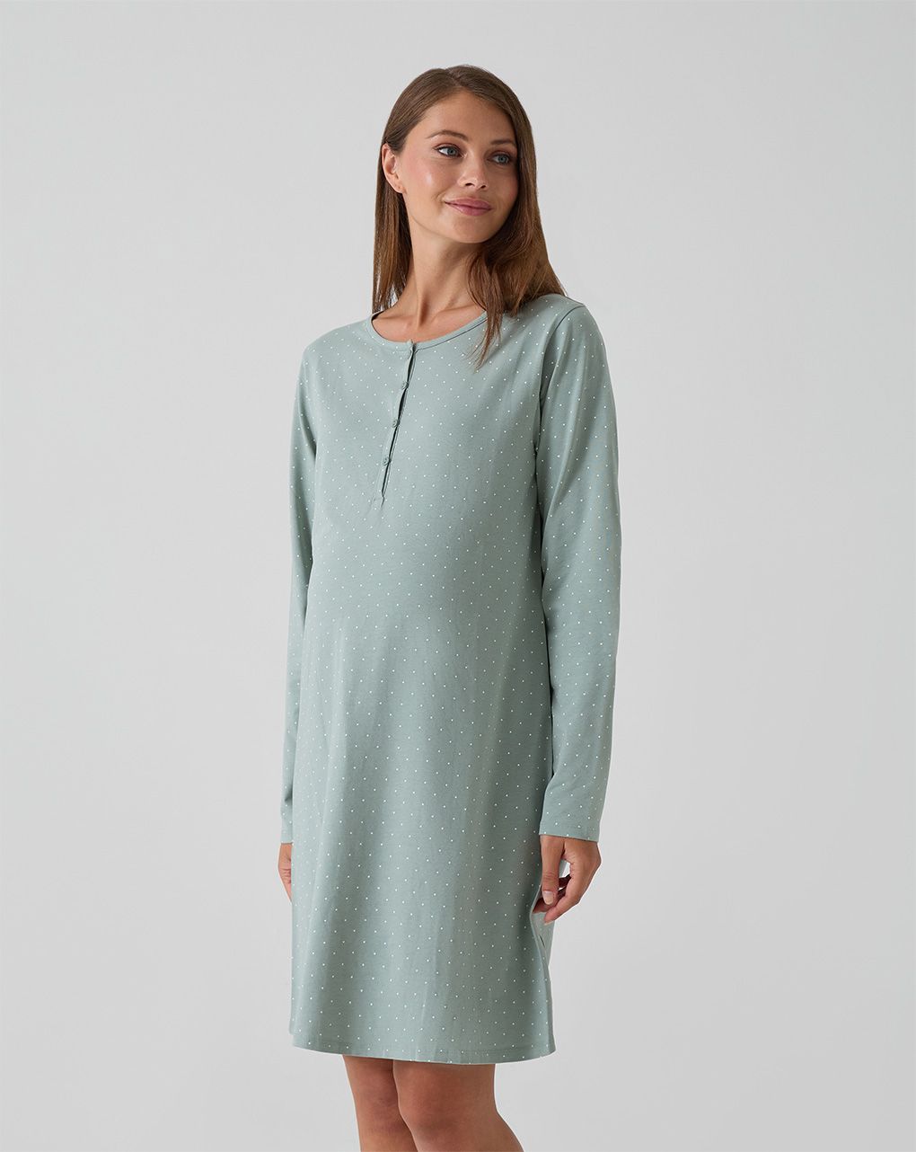 Camicia da notte verde con pois allover