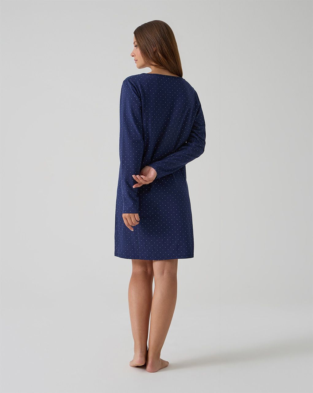 Camicia da notte blu con pois allover