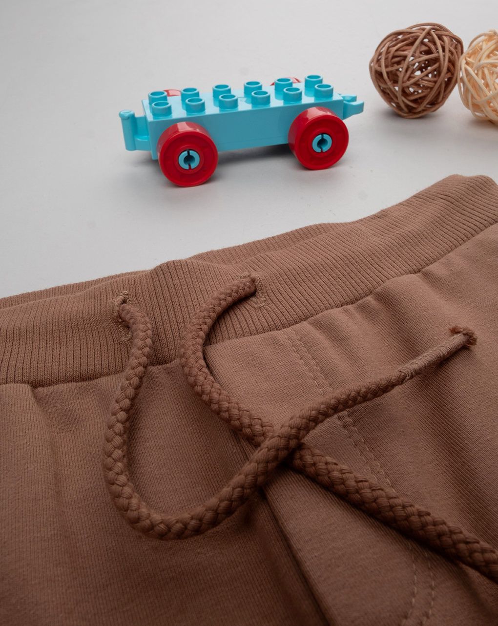 Pantalone bimbo marrone bande laterali