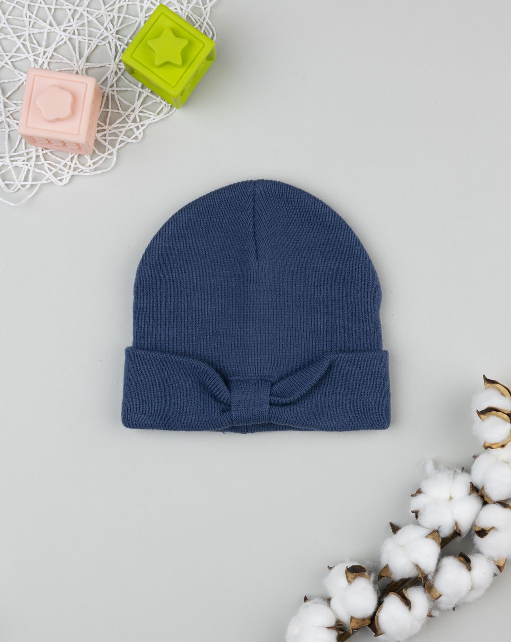 Berretto blu bambina con fiocco