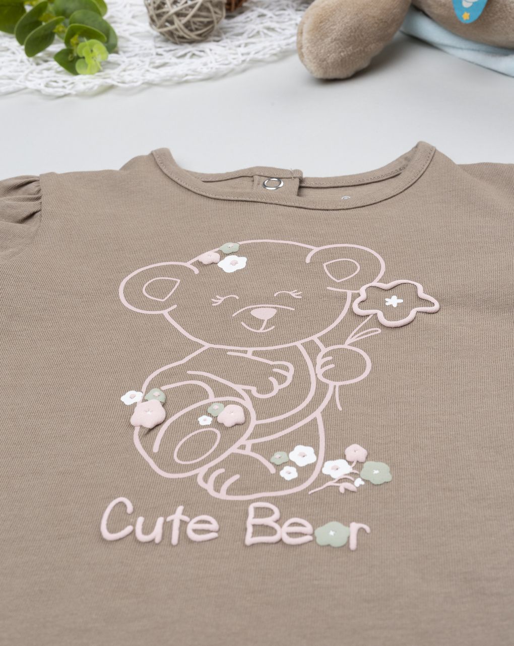 T-shirt bimba verde stampata