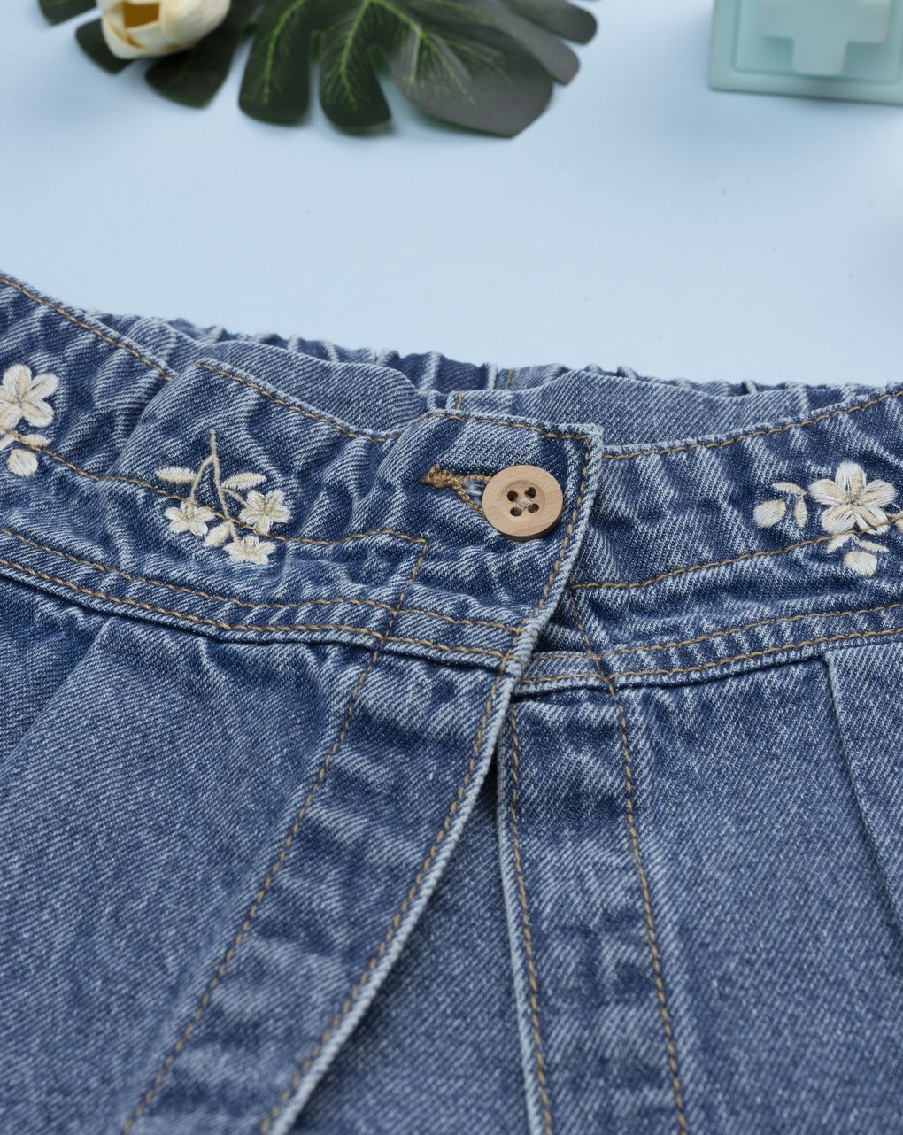Pantagonna denim bimba fiori